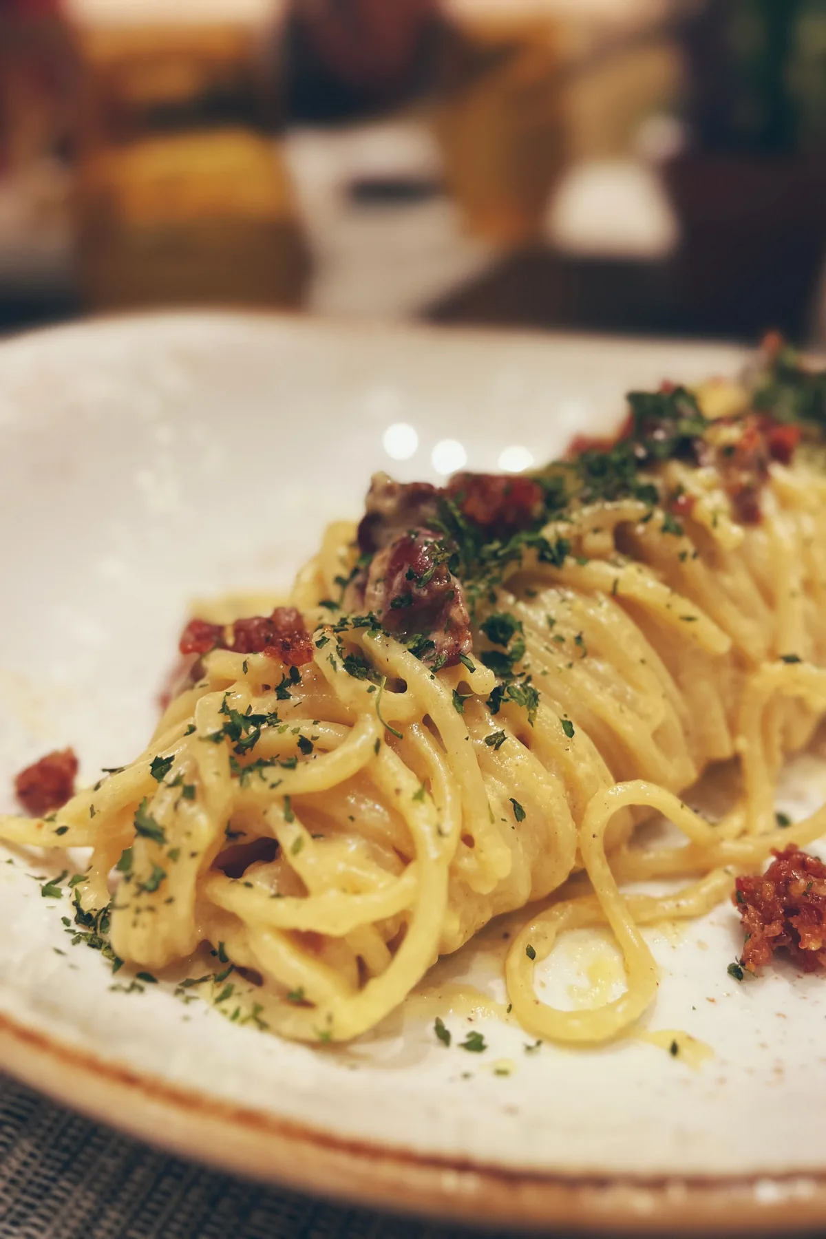 Pâtes alla carbonara — recette traditionnelle Italie
